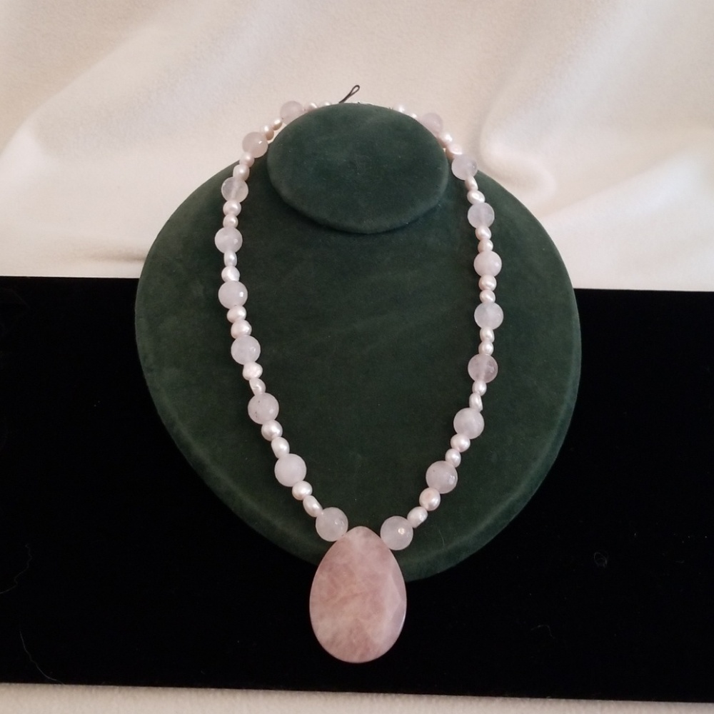 Beautiful real pearl and pink natural stone